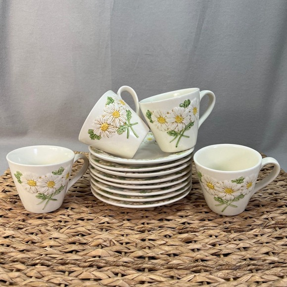 Metlox Other - Metlox Poppy Trail Sculptured Daisy Tea Cup and Saucer Set of 4 White Floral